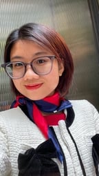 A person wearing glasses and a scarf

AI-generated content may be incorrect., Picture