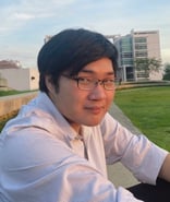 A person sitting on a bench

AI-generated content may be incorrect., Picture